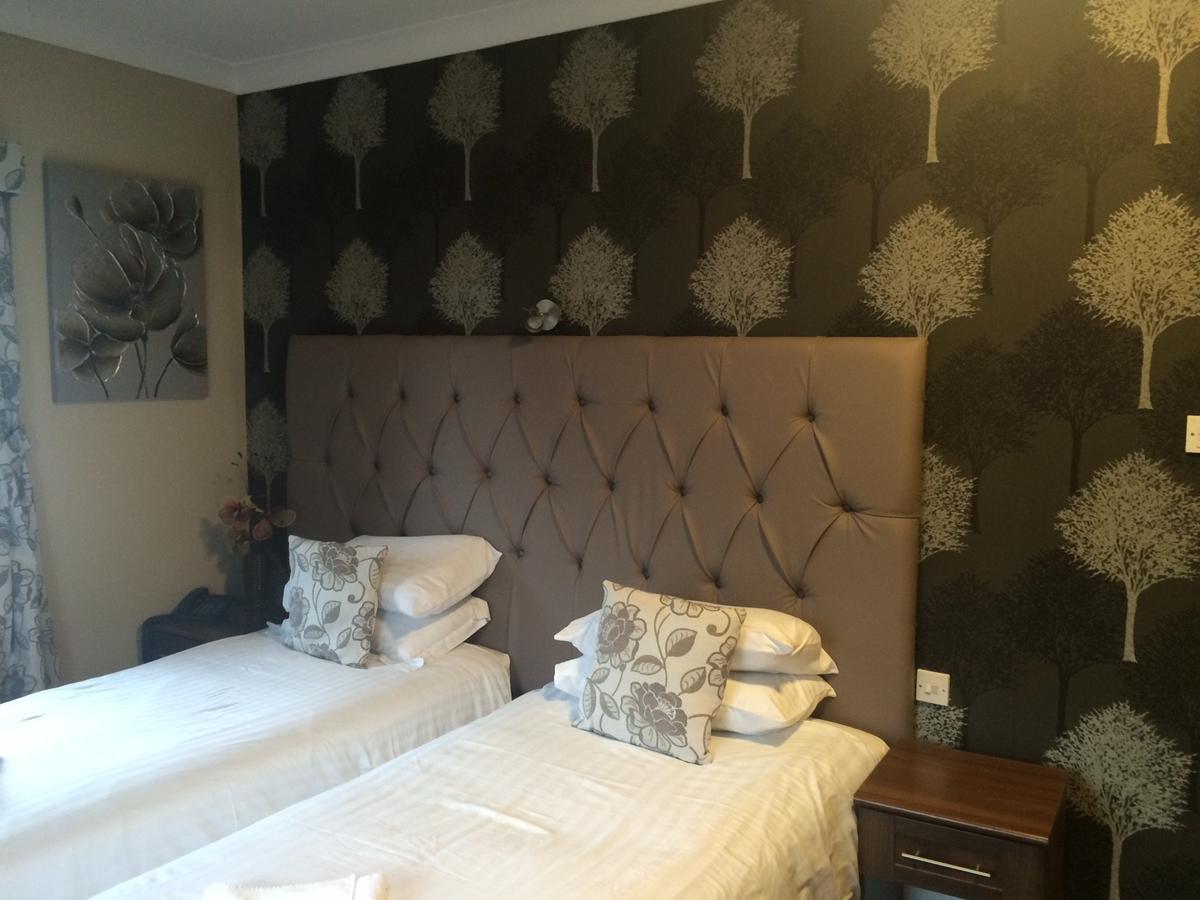 The Griffin Inn St Helens  Extérieur photo